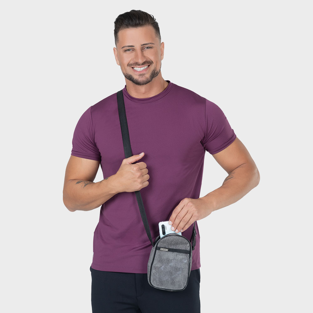 5531_49.133.4465-Mini-Bolsa-Transversal-2.jpg https://objectstorage.sa-vinhedo-1.oraclecloud.com/n/axt4gfpg90i6/b/bucket-ecommerce-favorita/o/5531_49.133.4465-Mini-Bolsa-Transversal-2.jpg